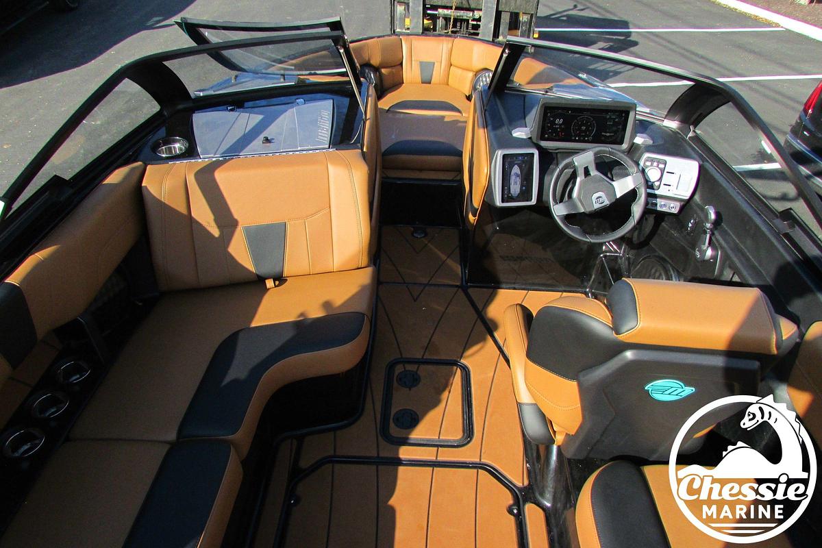 Used 2022 Malibu Wakesetter 23 LSV