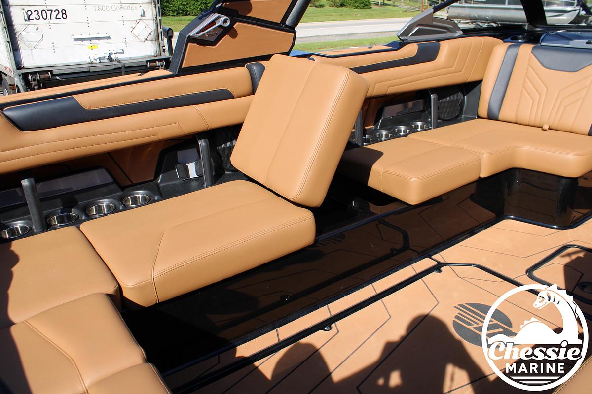 2027 Malibu 25 LSV