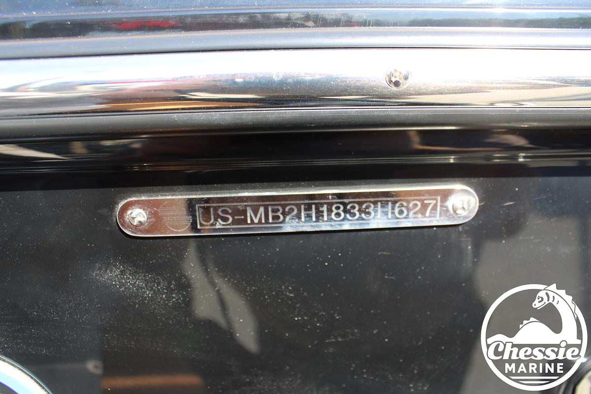 2027 Malibu 25 LSV