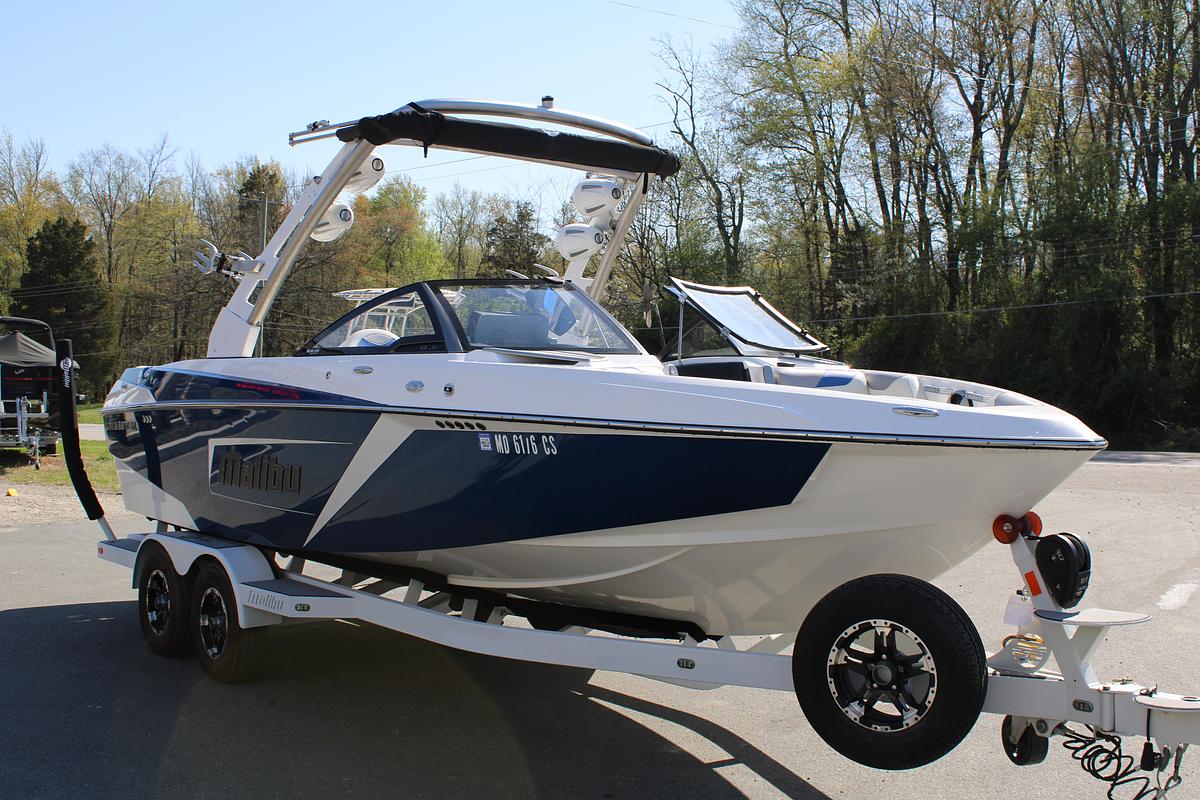 Used 2018 Malibu 23 LSV