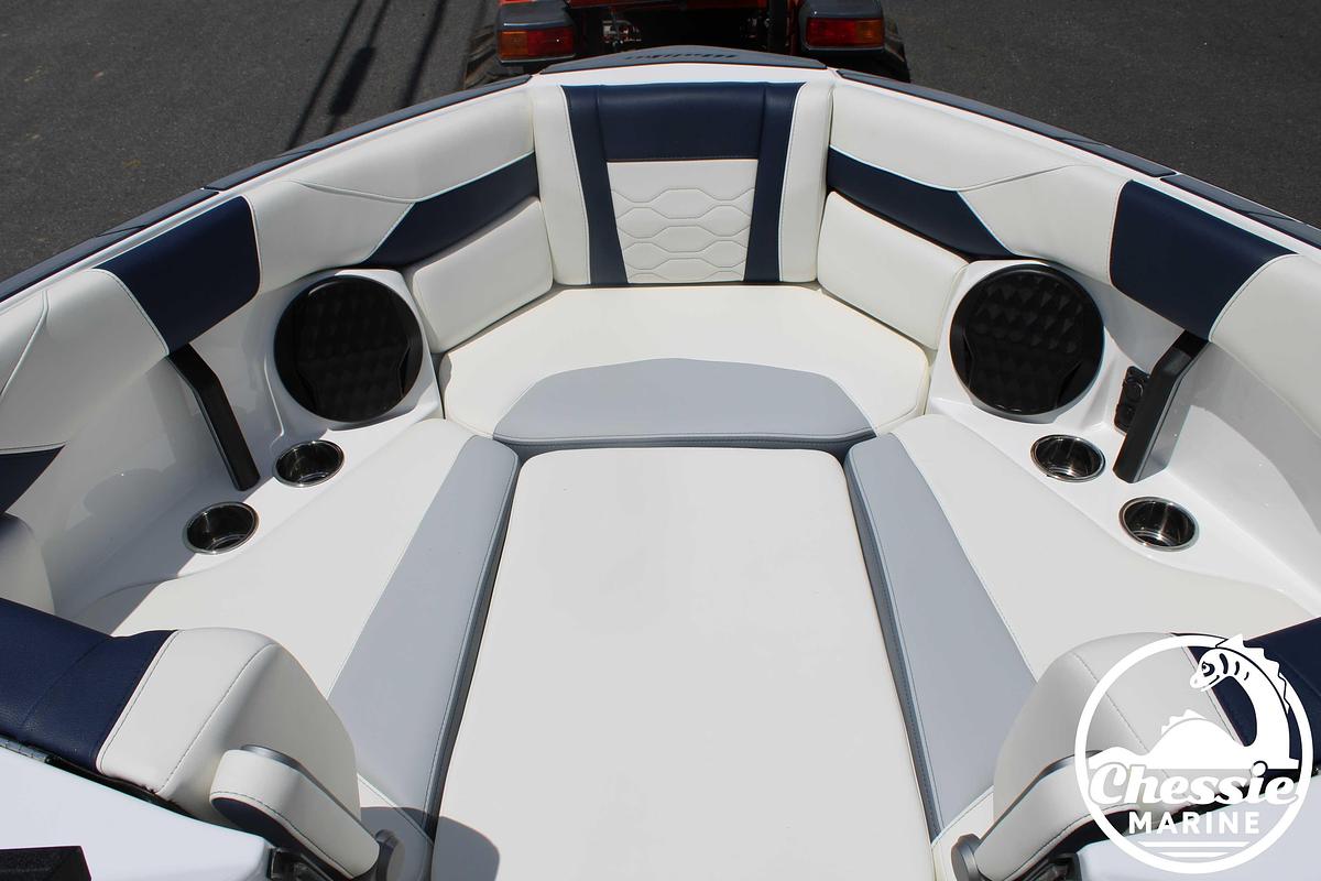 Used 2024 Malibu Wakesetter 23 LSV