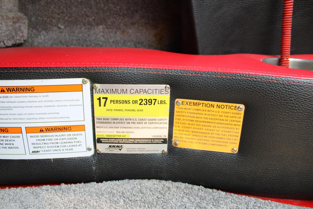 Used 2014 Malibu 247 LSV