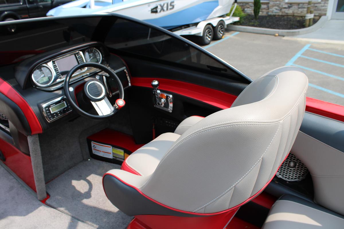 Used 2014 Malibu 247 LSV