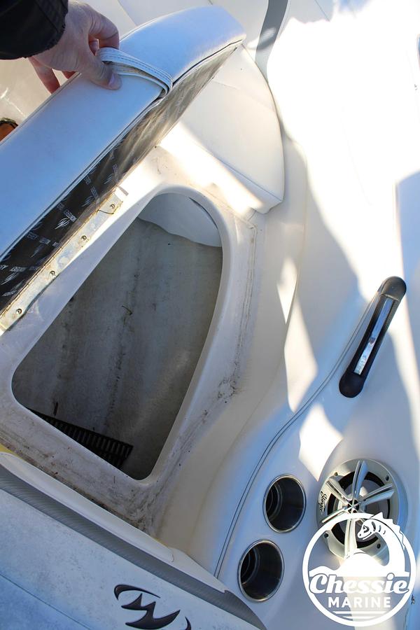 Used 2013 Monterey 224 FSX