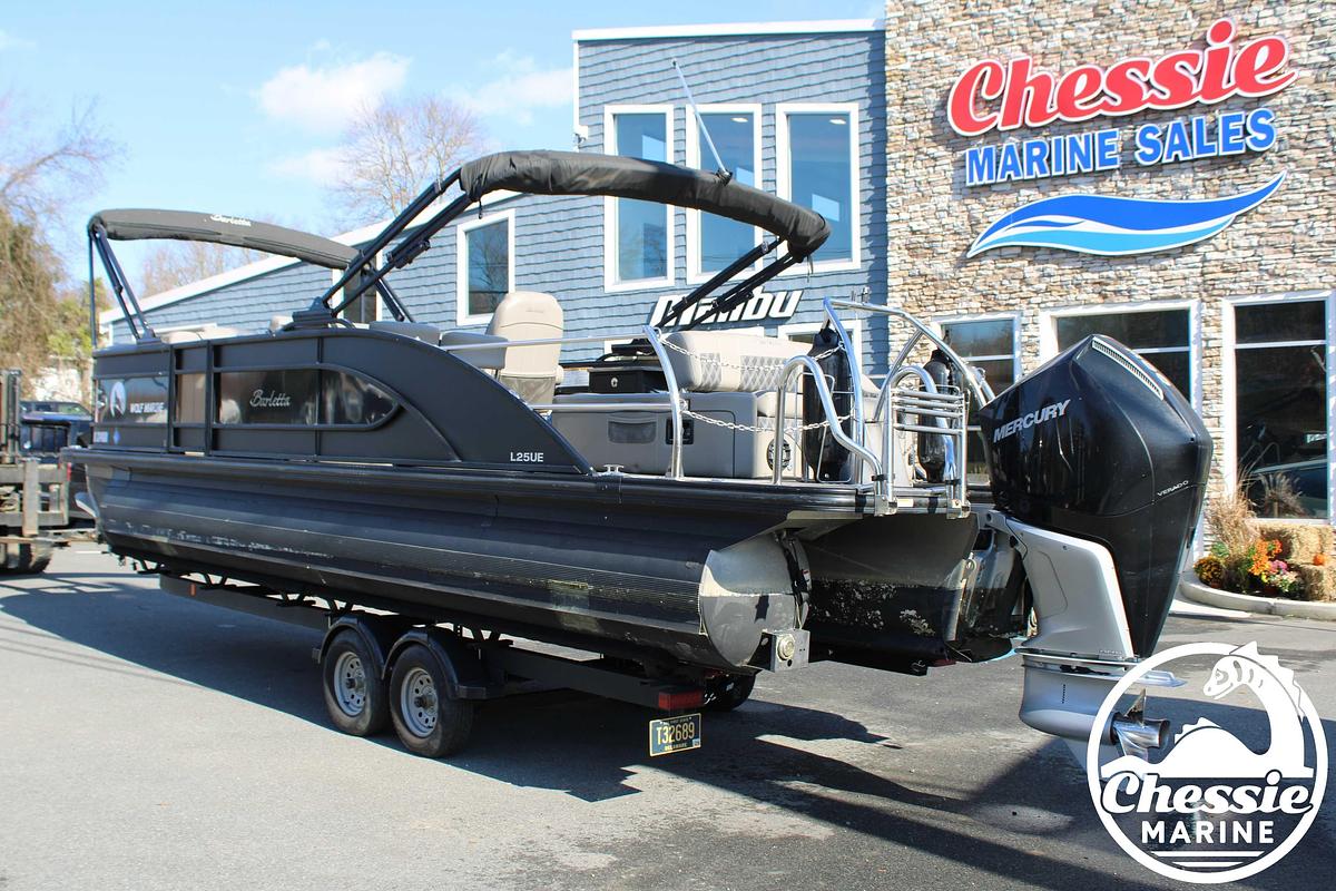 Used 2021 Barletta 25 UE