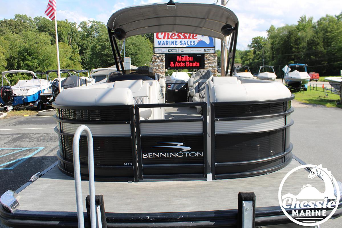 Used 2021 Bennington LX 24