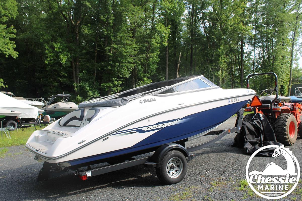 Used 2022 Yamaha SX 195