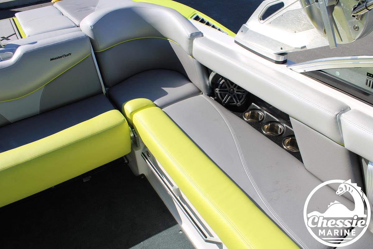 Used 2017 MasterCraft XT21