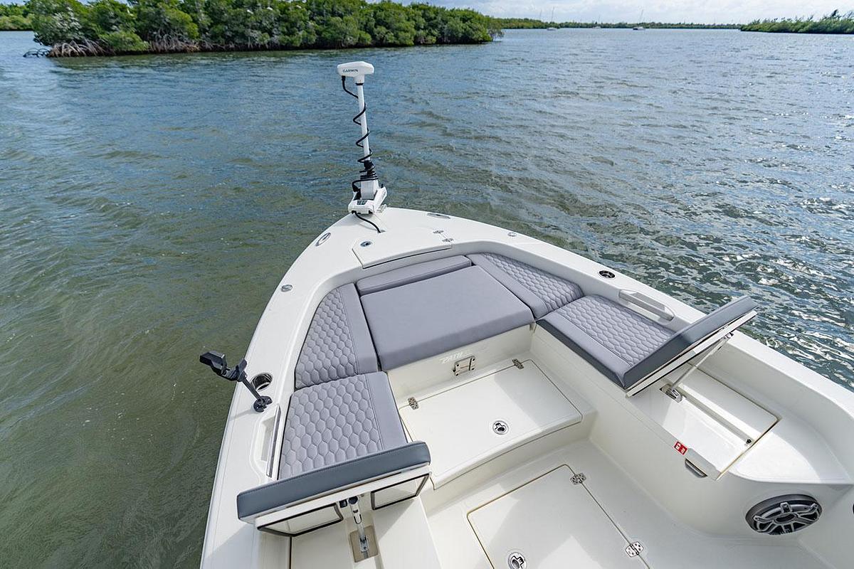 2027 Pathfinder 2800 HYBRID