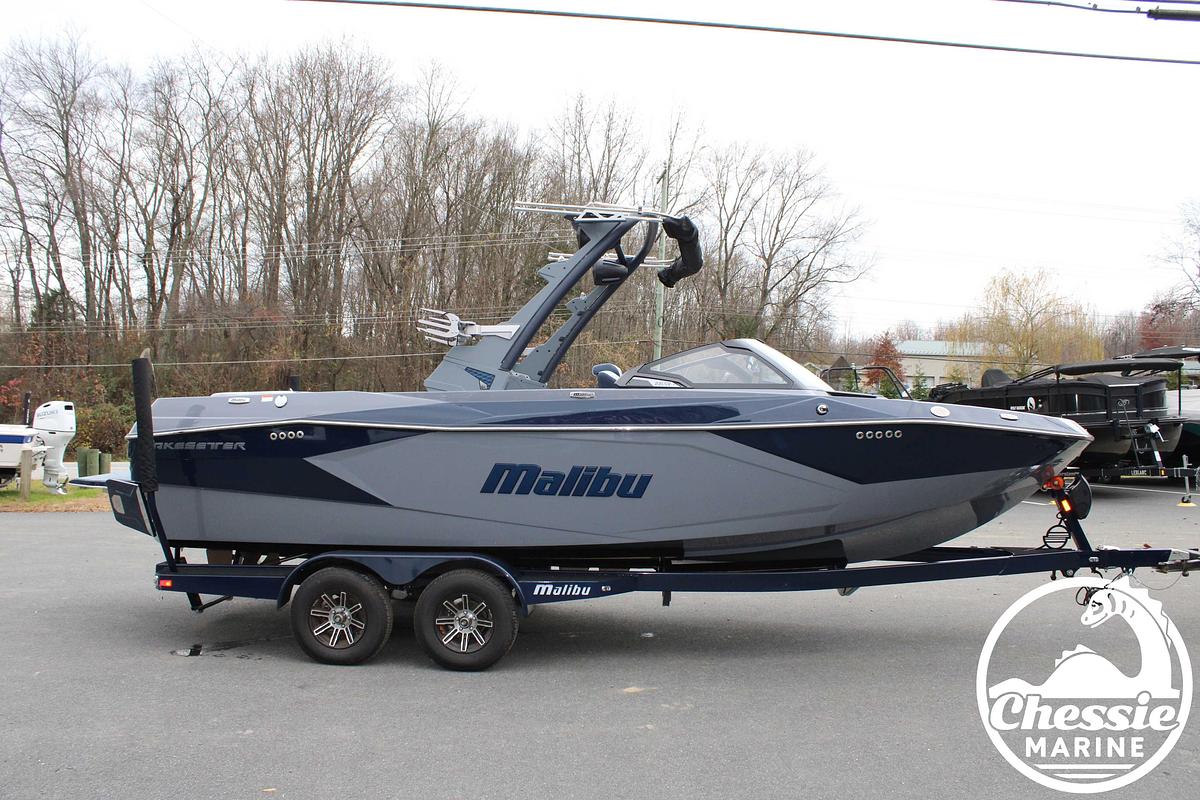 Used 2025 Malibu Wakesetter 23 LSV