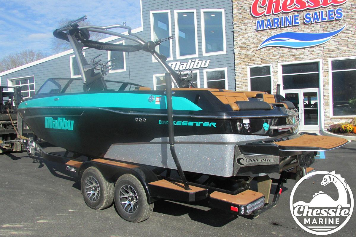 Used 2022 Malibu Wakesetter 23 LSV