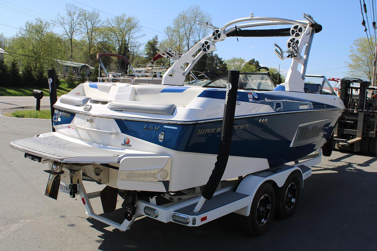 Used 2018 Malibu 23 LSV