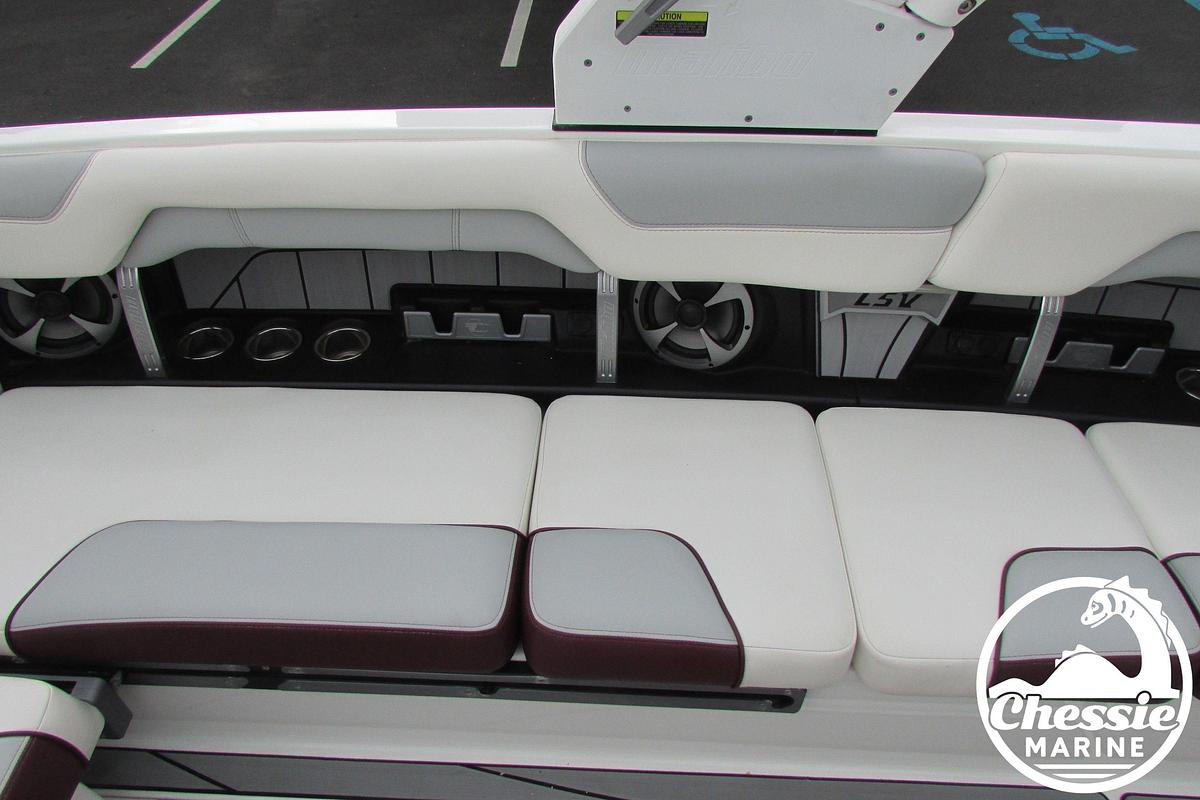 Used 2019 Malibu Wakesetter 25 LSV