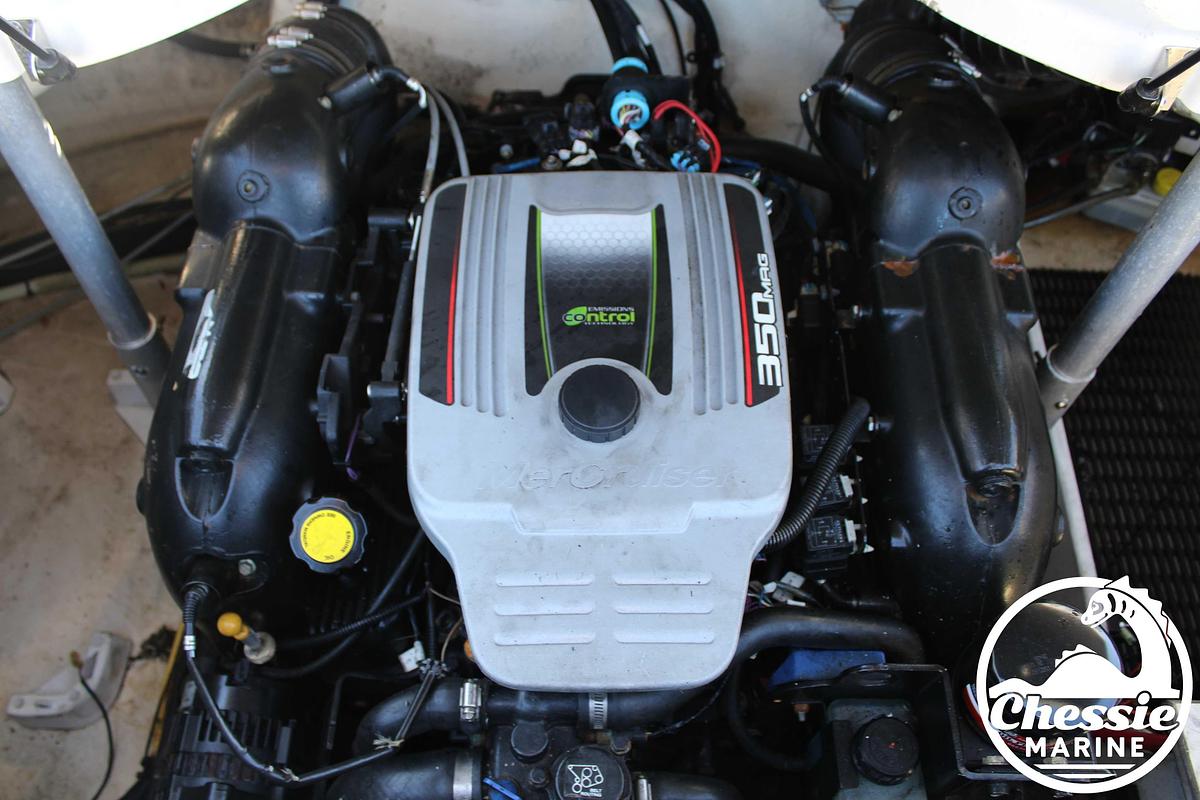 Used 2013 Monterey 224 FSX