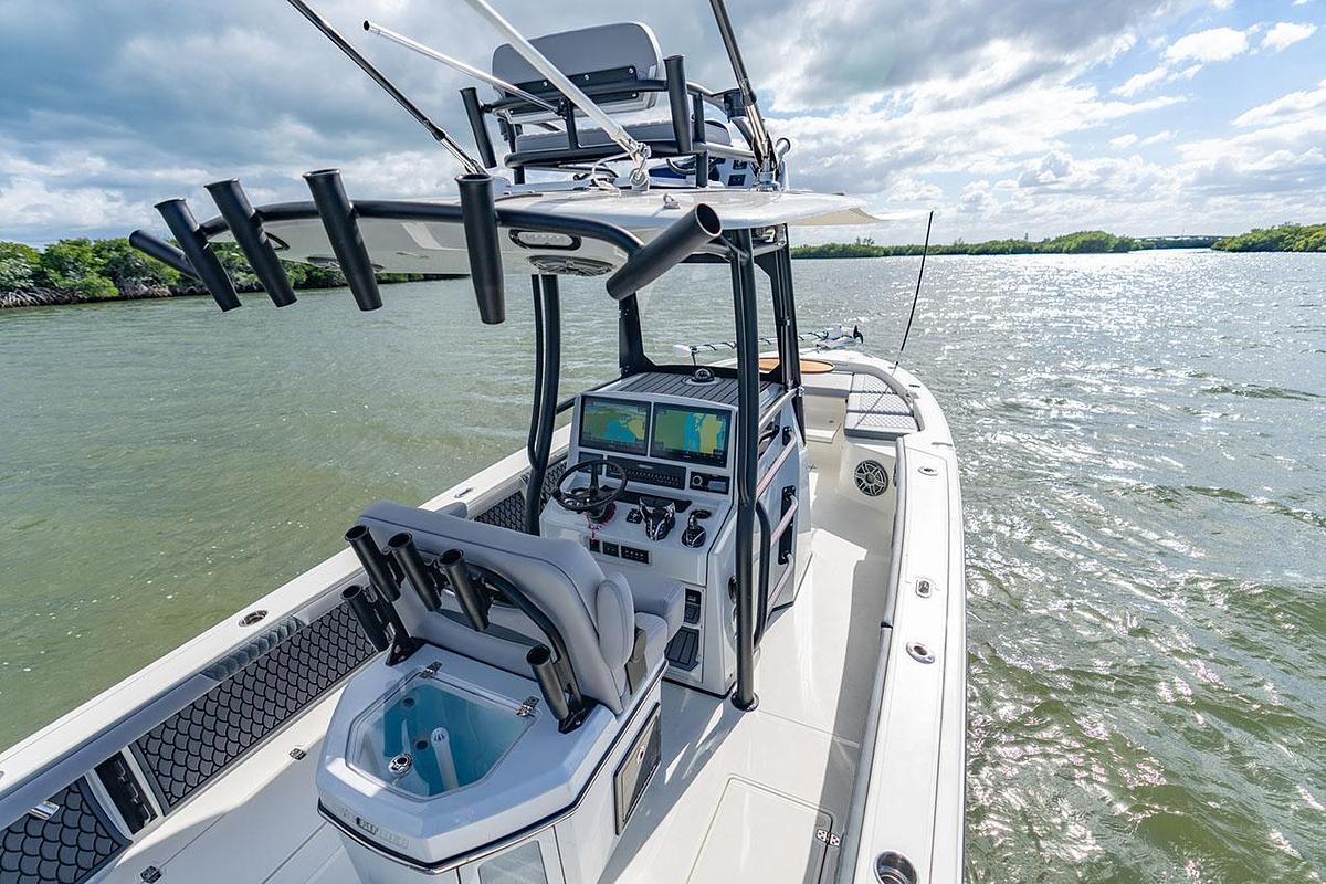2027 Pathfinder 2800 HYBRID