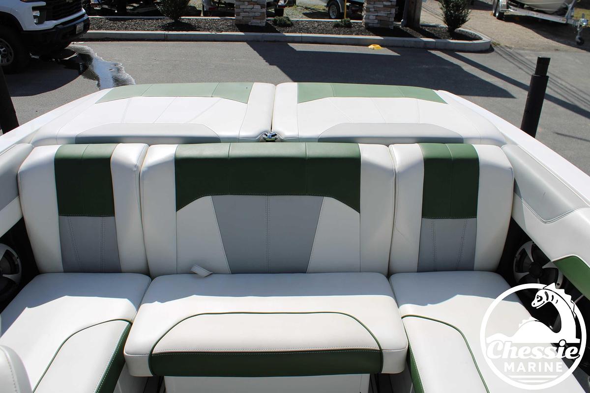 Used 2021 Malibu Wakesetter 20 VTX