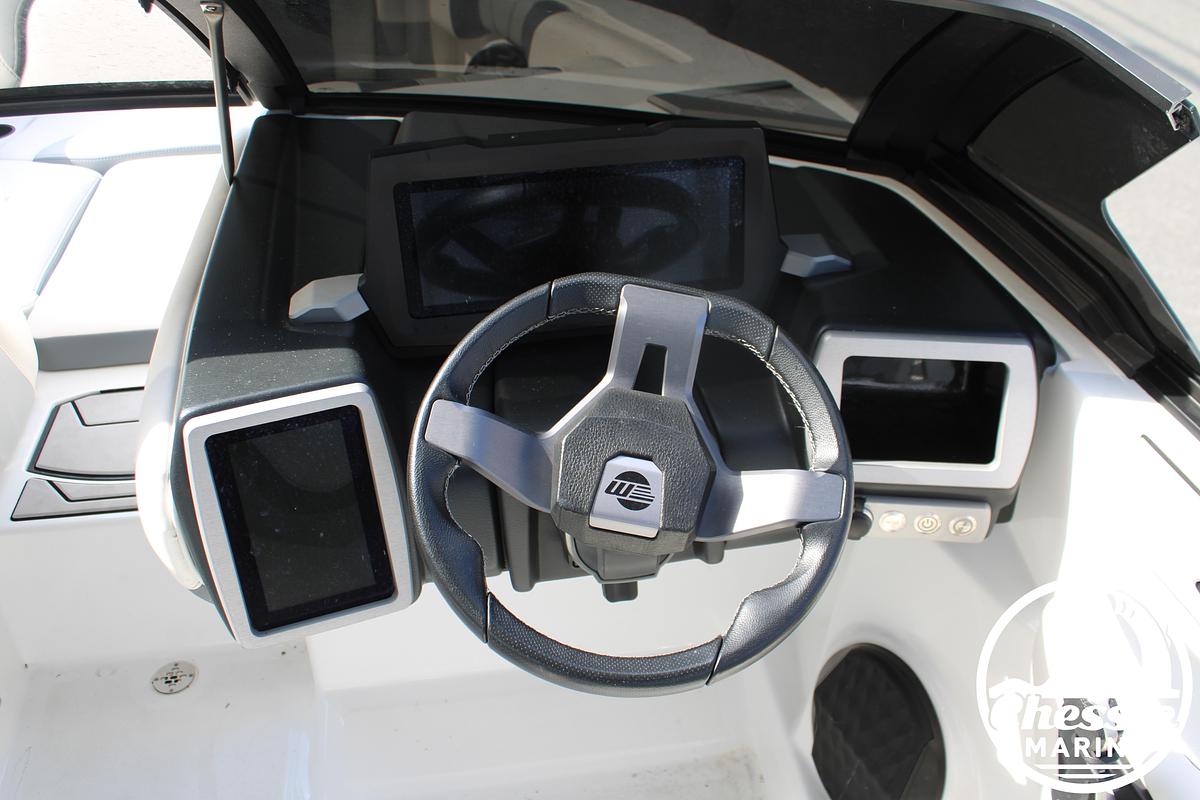Used 2024 Malibu 21 LX-R