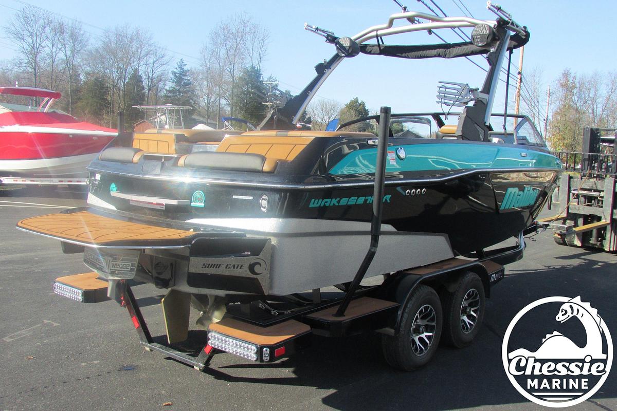 Used 2022 Malibu Wakesetter 23 LSV