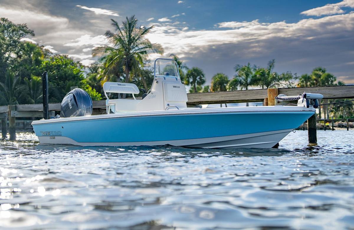 2027 Pathfinder 2200 HYBRID
