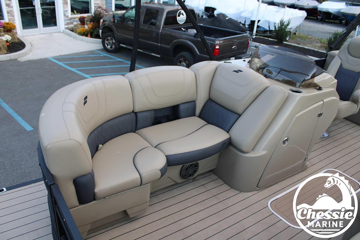 Used 2023 Starcraft SLS-3