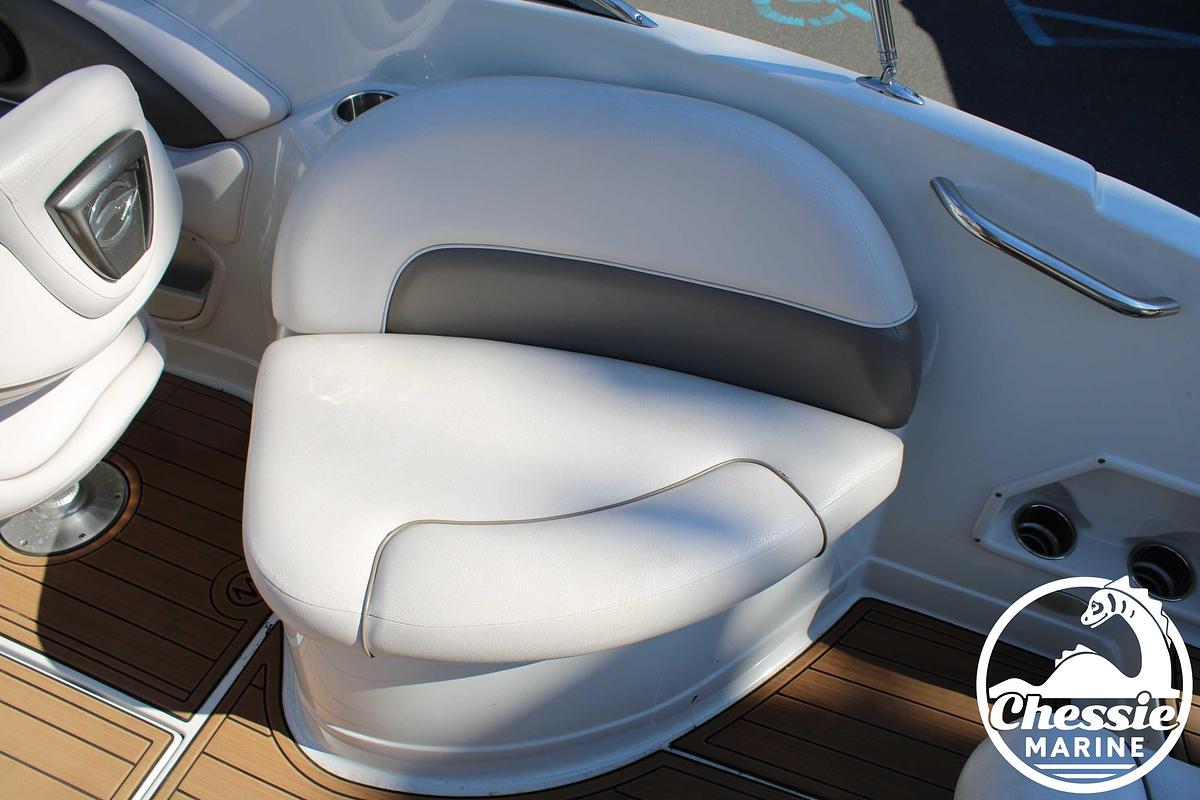 Used 2012 Crownline E4