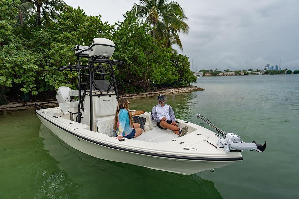2027 Pathfinder 2600 HYBRID
