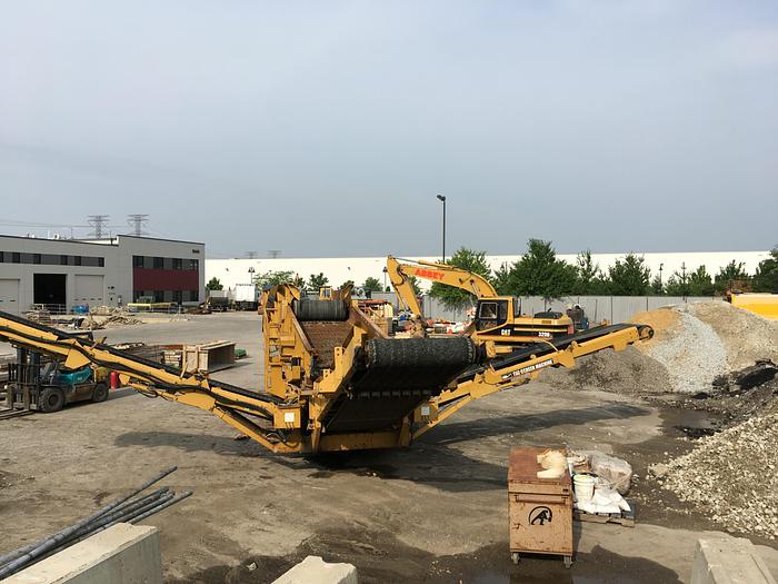 Used Sold 2008 SCREEN MACHINE 516T at Grinder Crusher Screen