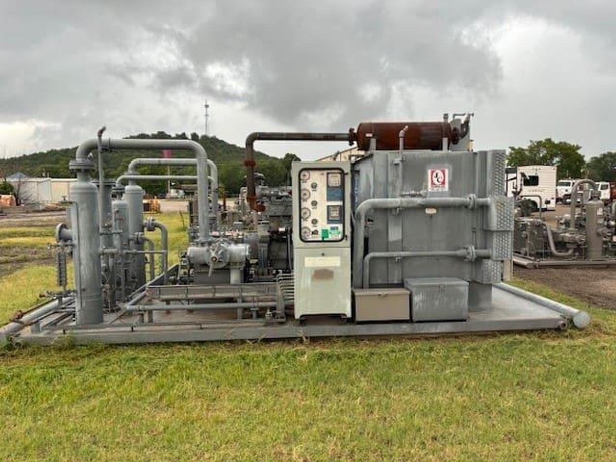 Used Caterpillar G3304NA /  Ariel JGP 2-3