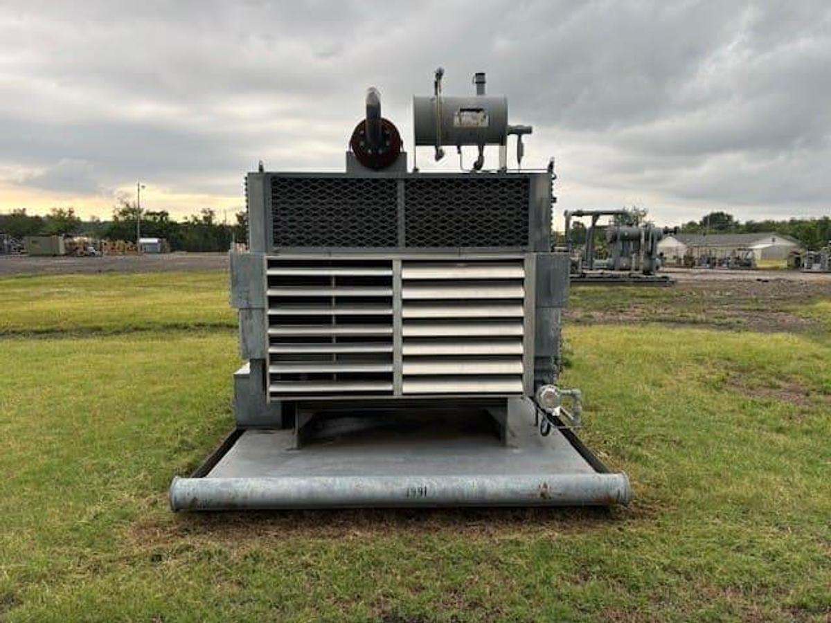 Used Caterpillar G3304NA / Ariel JGP 2-3