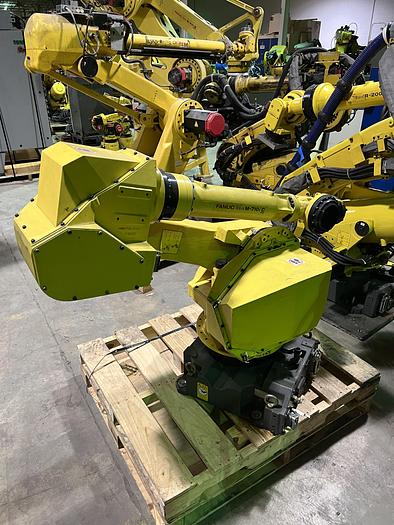 Used FANUC M710iC/70