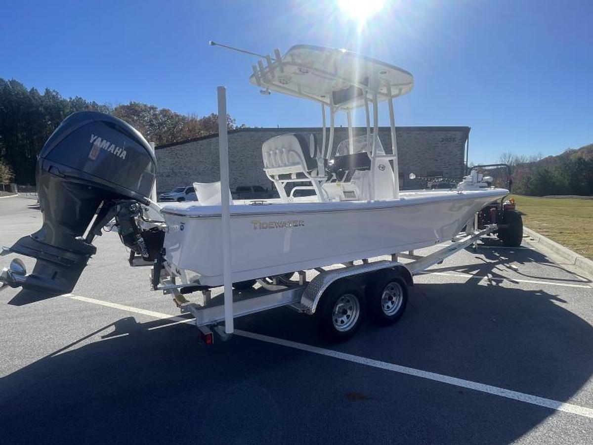 2025 Tidewater 2210 Cb