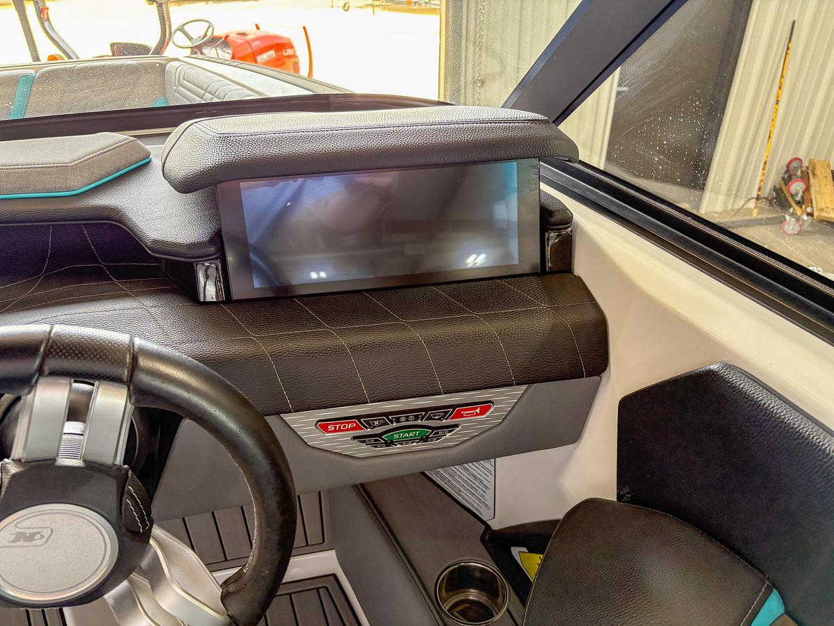 Used 2022 Nautique G21