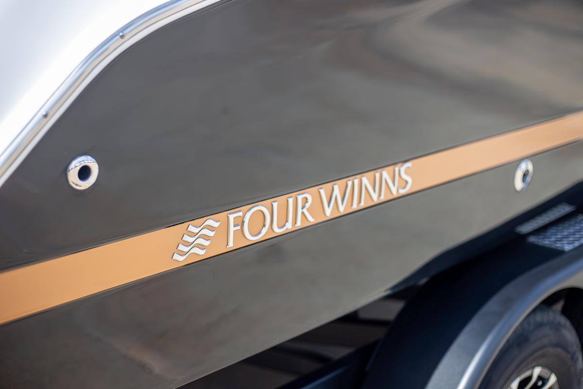 2025 Four Winns HD5