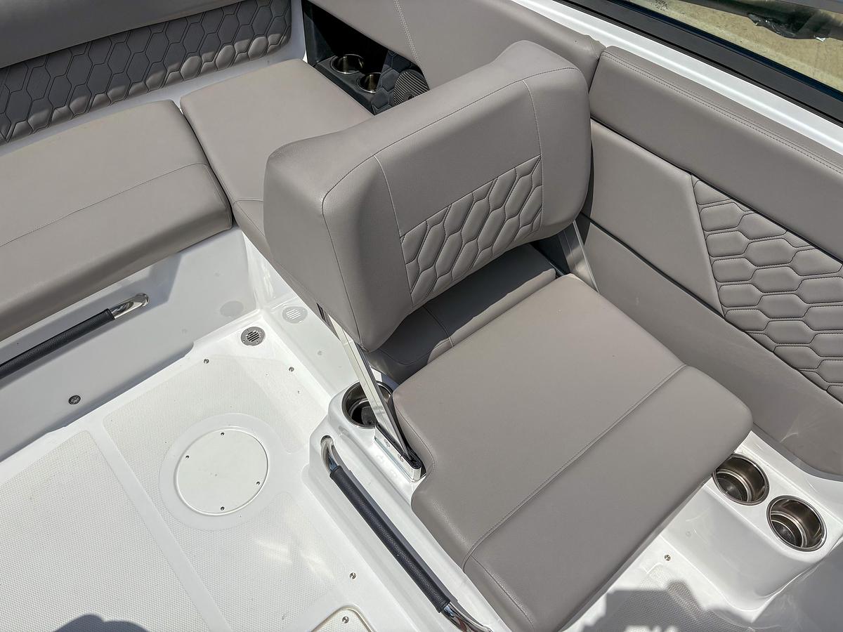 Used 2023 Four Winns H1