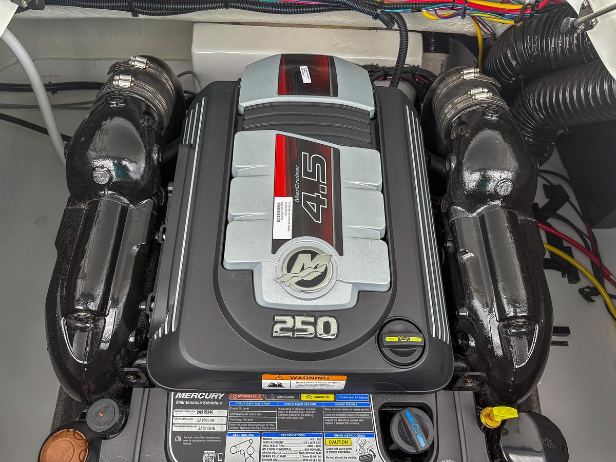 Used 2026 Four Winns H2 Freedom