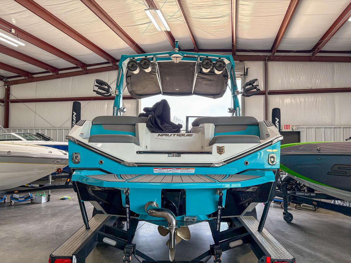 Used 2022 Nautique G21