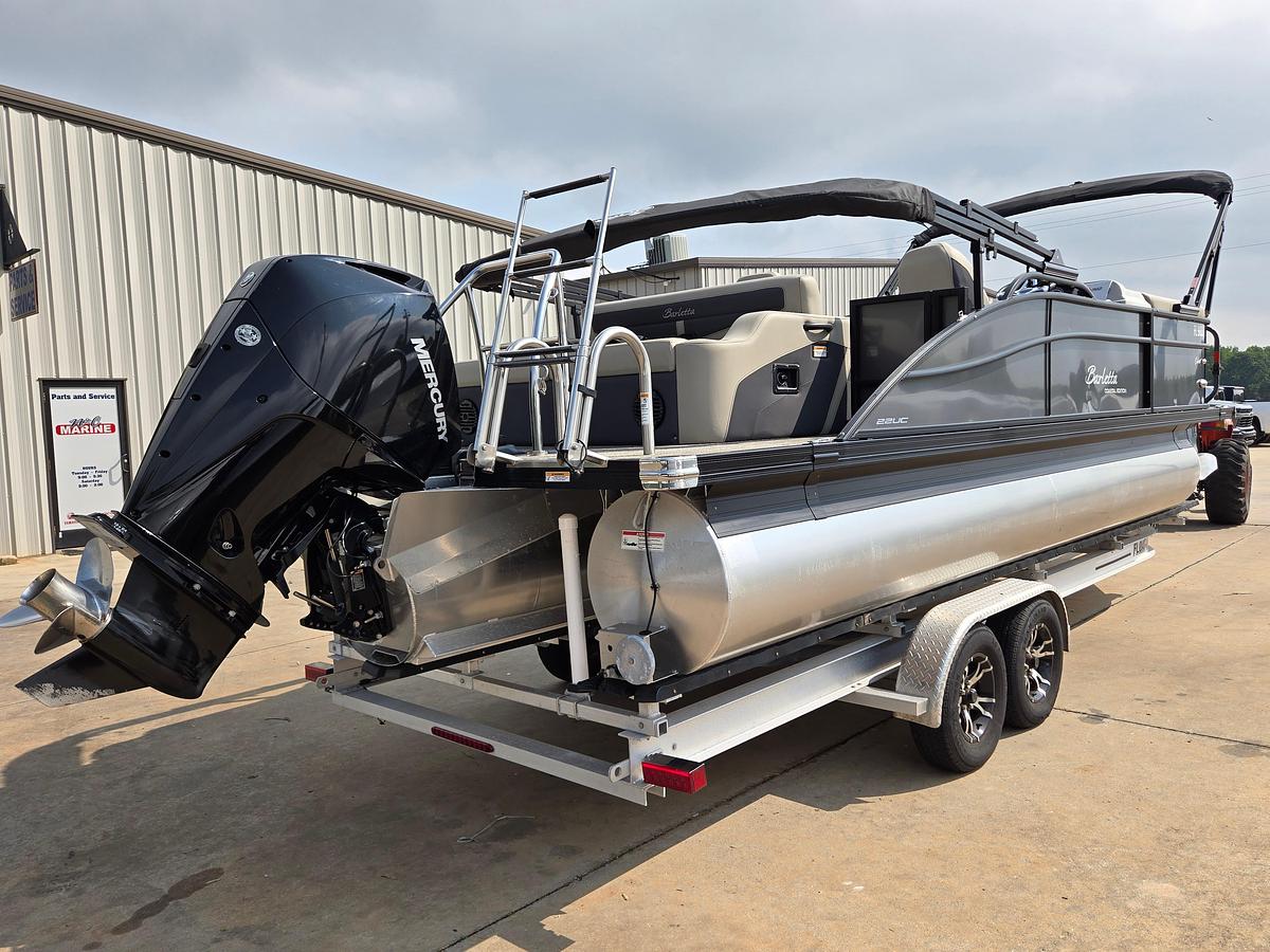 Used 2022 Barletta Cabrio 22UC