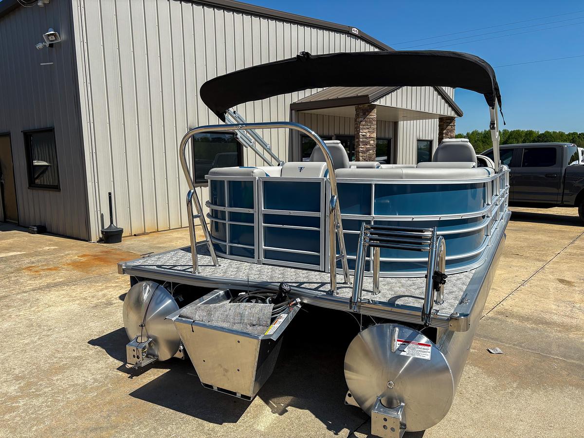 2025 Trifecta 22 RF LE