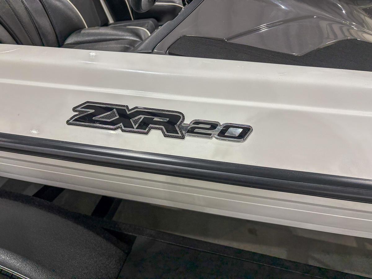 2025 Skeeter ZXR20