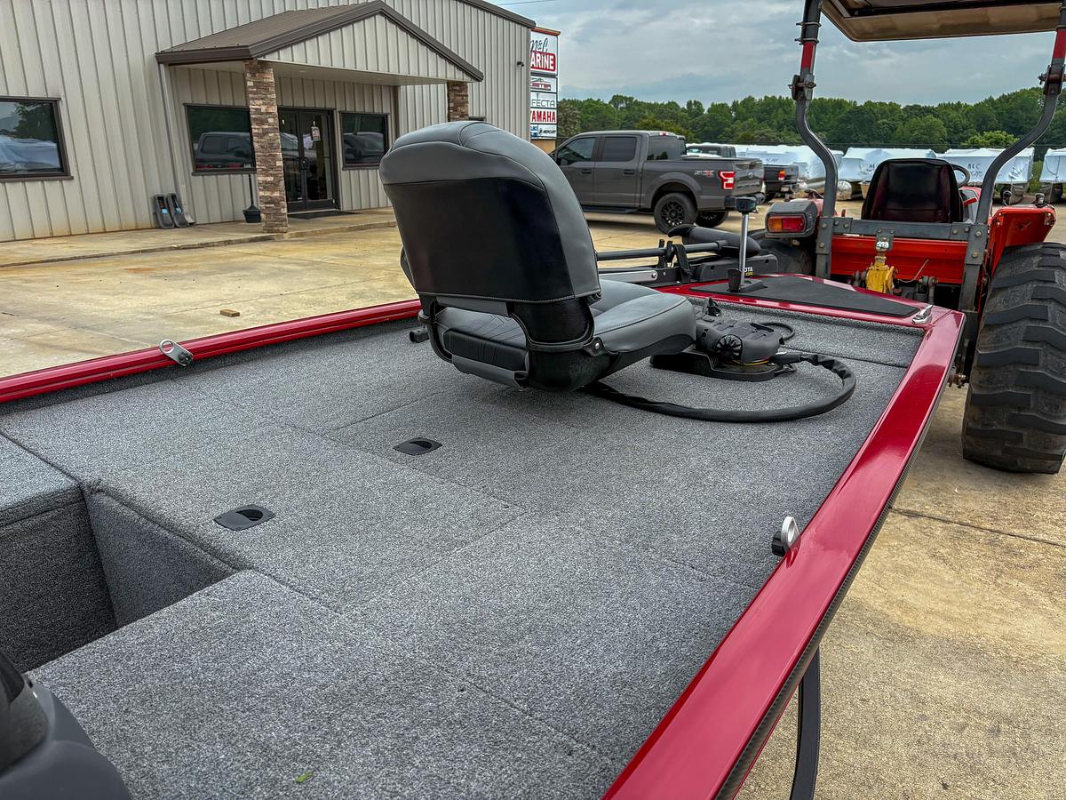 Used 2024 Tracker Pro 170