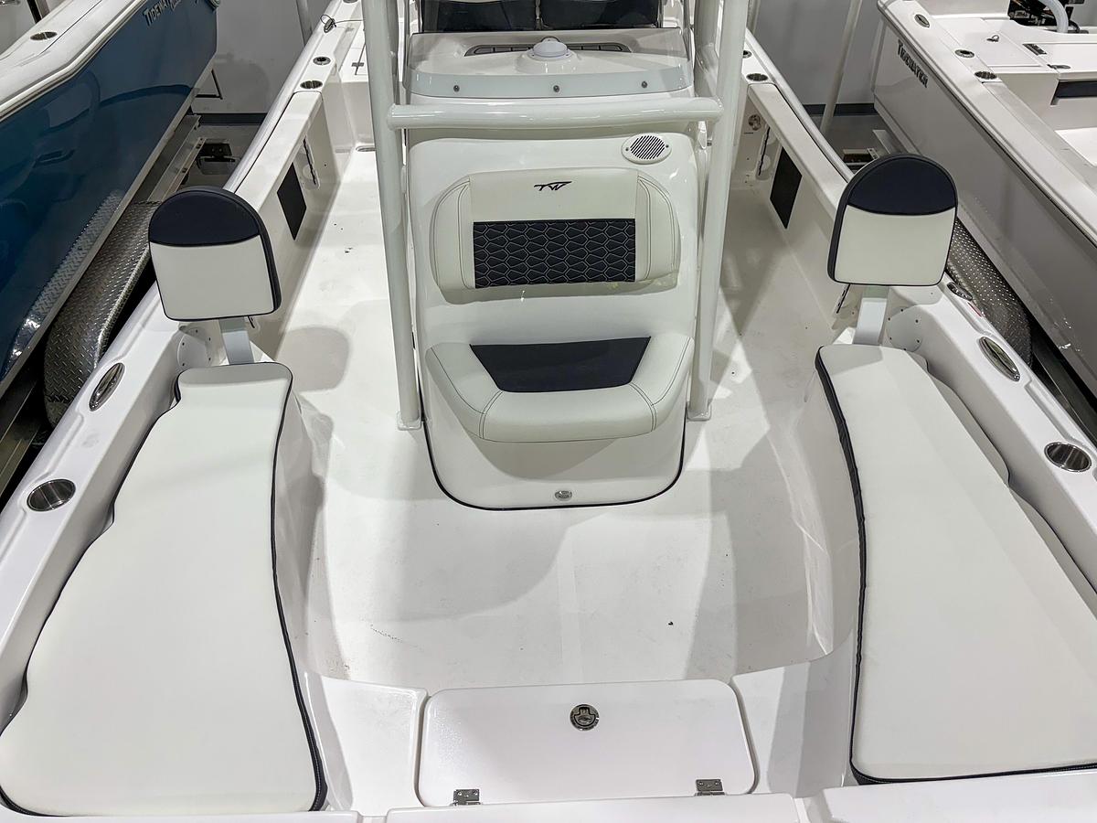 2025 Tidewater 2210 Cb