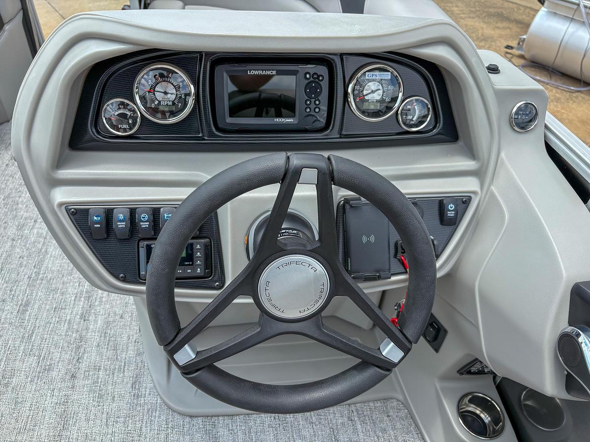 2025 Trifecta 22RF LE 2.75