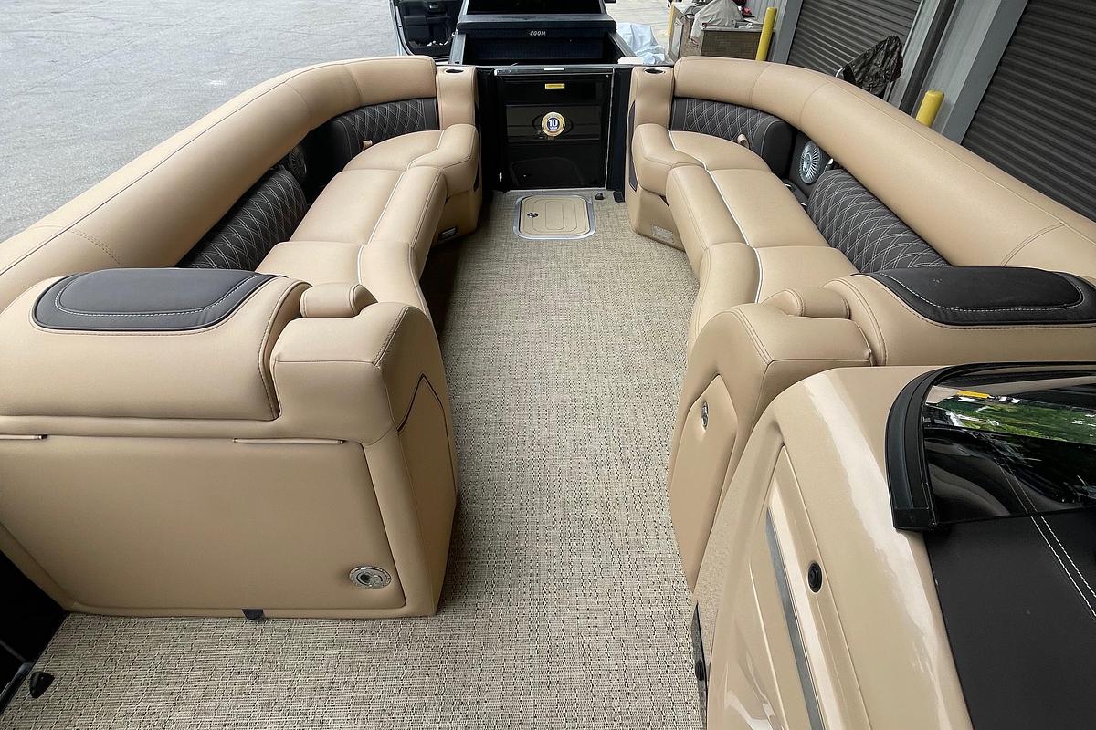 Used 2025 Barletta L25MAT