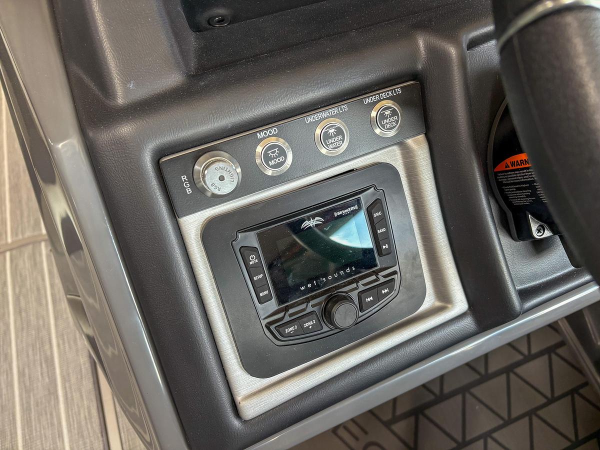 2025 Trifecta 23 RF SS