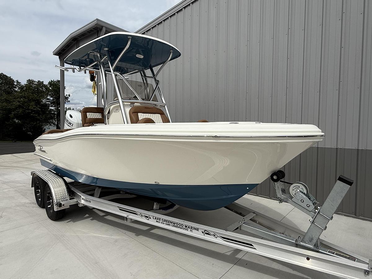 2026 Pioneer 202 Islander