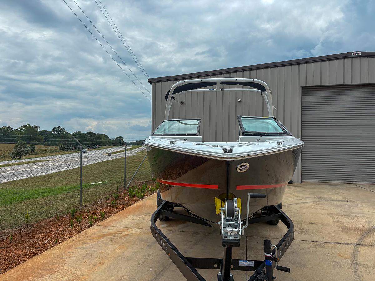 Used 2026 Four Winns H2 Freedom