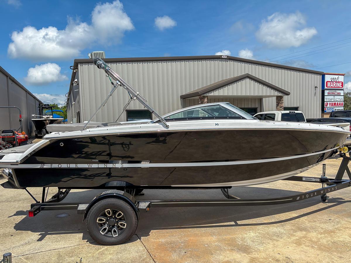 Used 2023 Four Winns H1