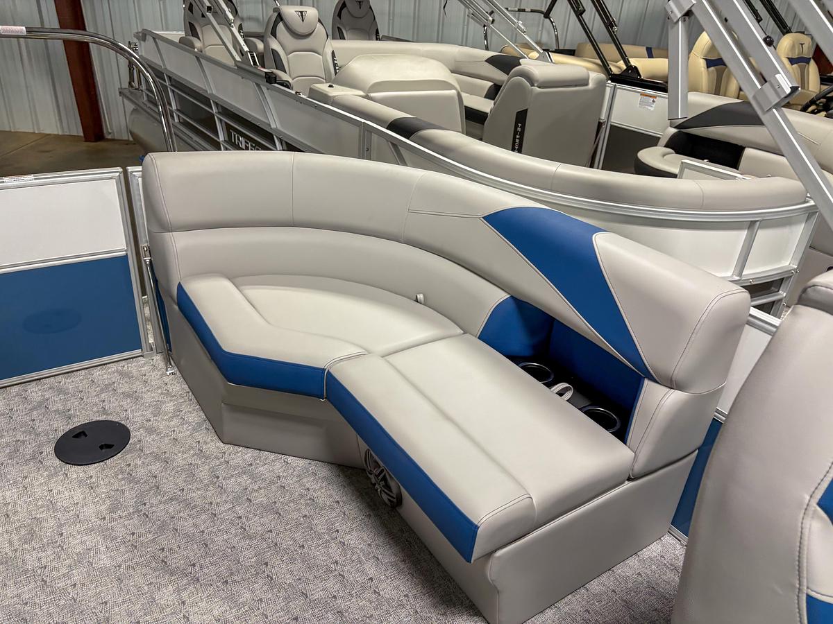 2025 Trifecta 20RF LE