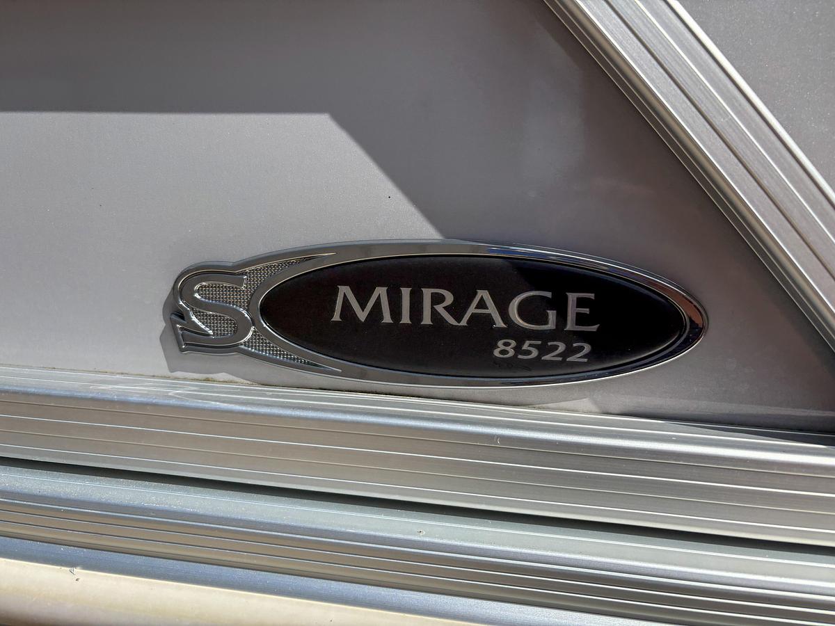 Used 2023 Sylvan 8522 Mirage Cruise