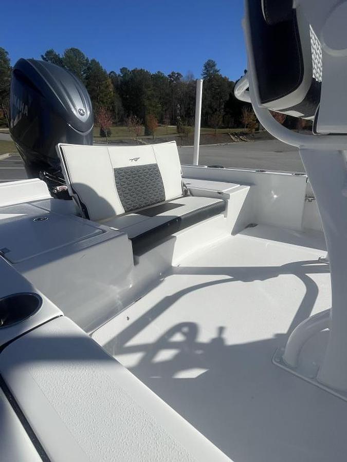 2025 Tidewater 2210 Cb